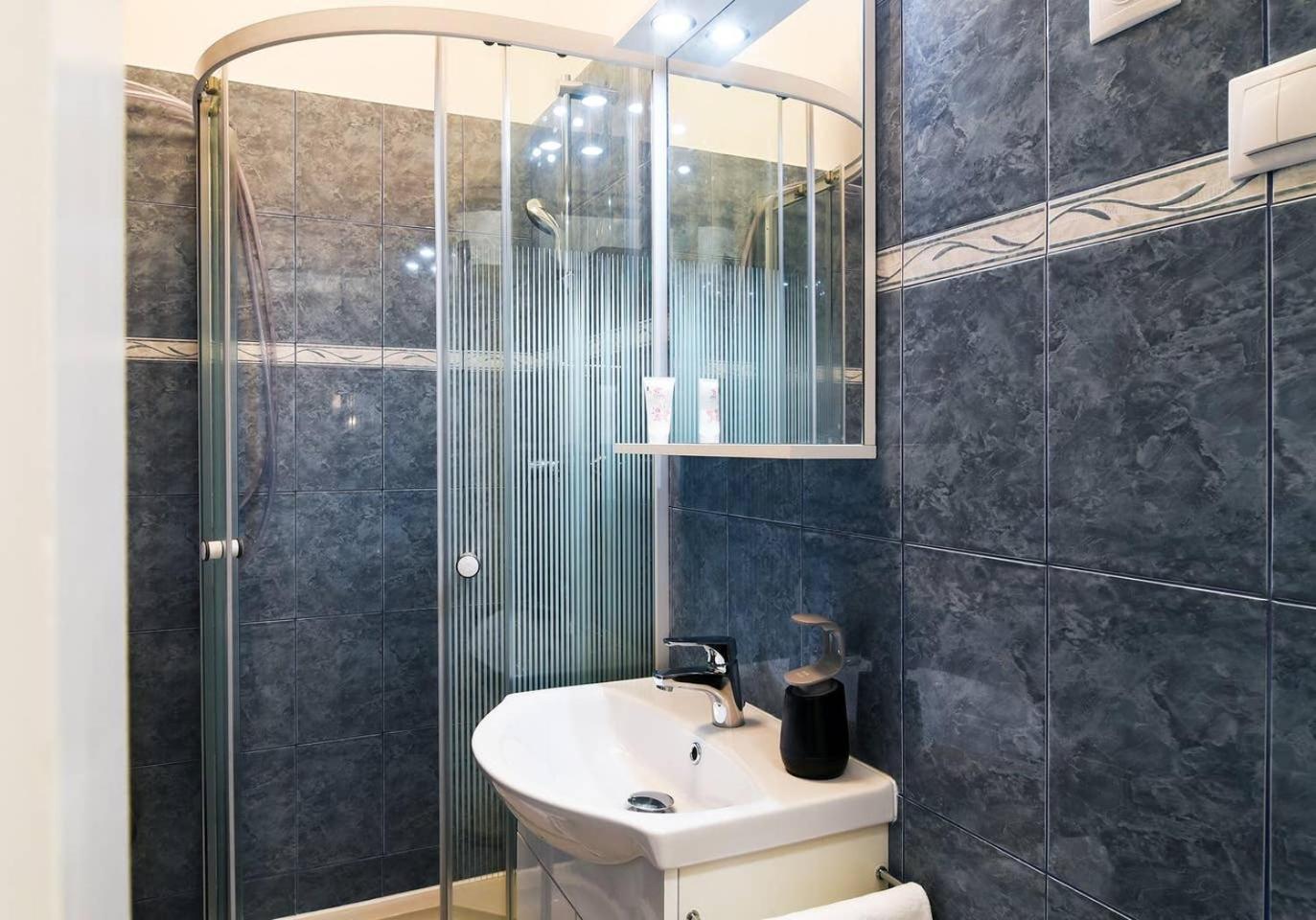 Very Central Apartment Close To Basilica Budapest Esterno foto